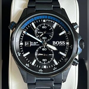 HB1513824 - Hugo Boss Men’s Globetrotter Chronograph Watch